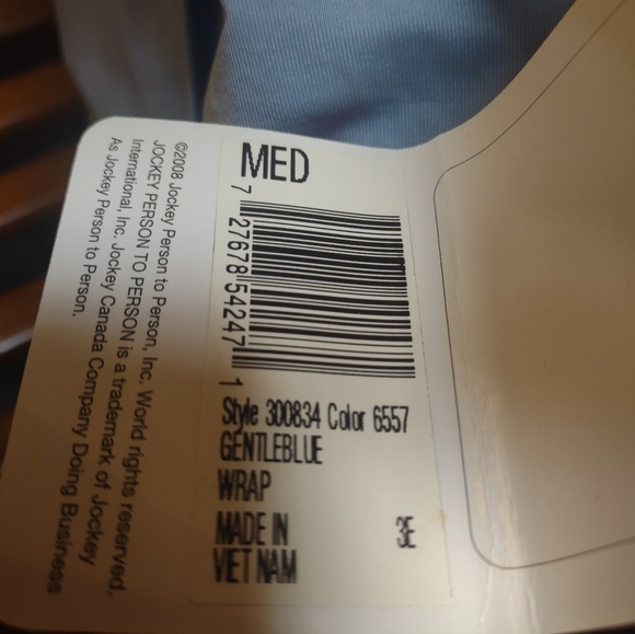 NWT Jockey sleeveless women's size medium top shirt builtin sports bra - Picture 5 of 6